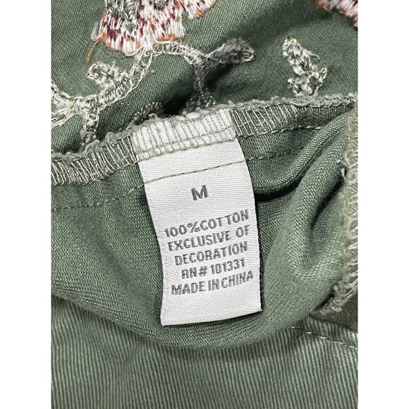 CHARLOTTE RUSSE Women’s Size (M) Green Jacket Embroidered Bird & Flower Pockets - Picture 10 of 11